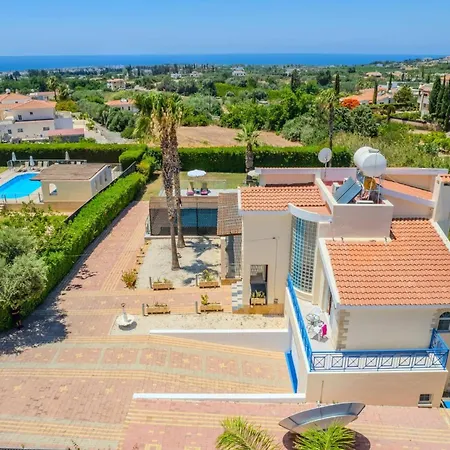 Villa Danae Coral Bay By Peyia