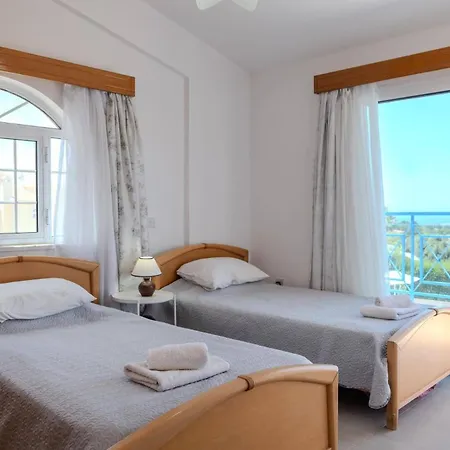 Danae Coral Bay By *