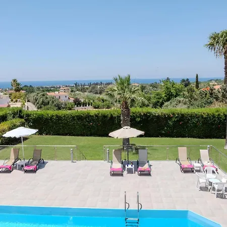 Villa Danae Coral Bay By