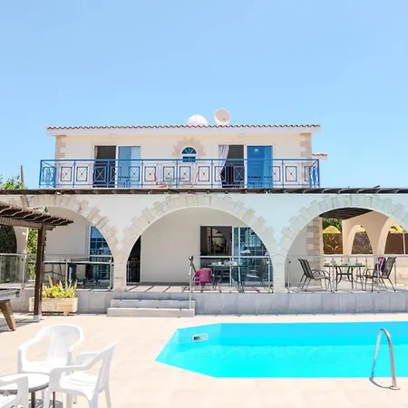 Villa Danae Coral Bay By *