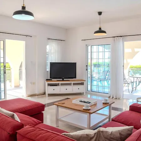 Danae Coral Bay By Villa Peyia