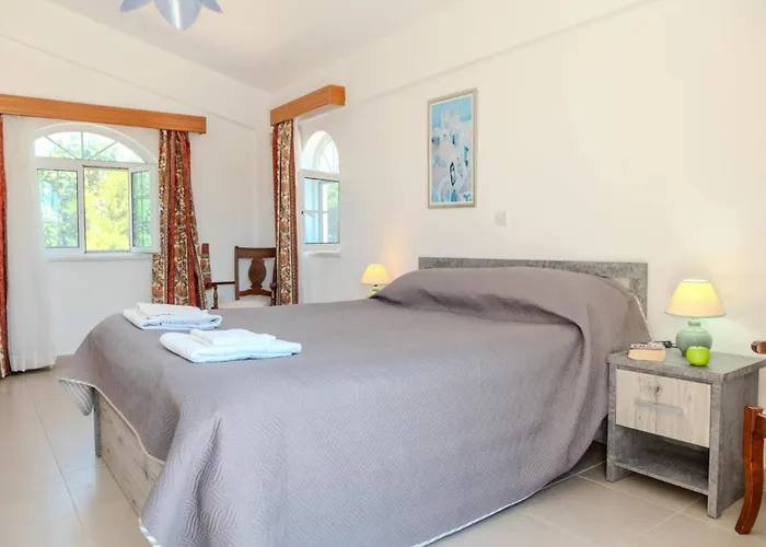 Danae Coral Bay By Vila *