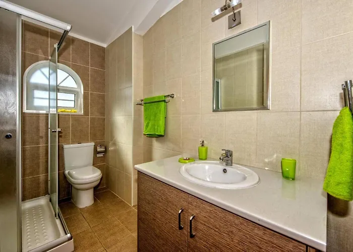 Villa Danae Coral Bay By